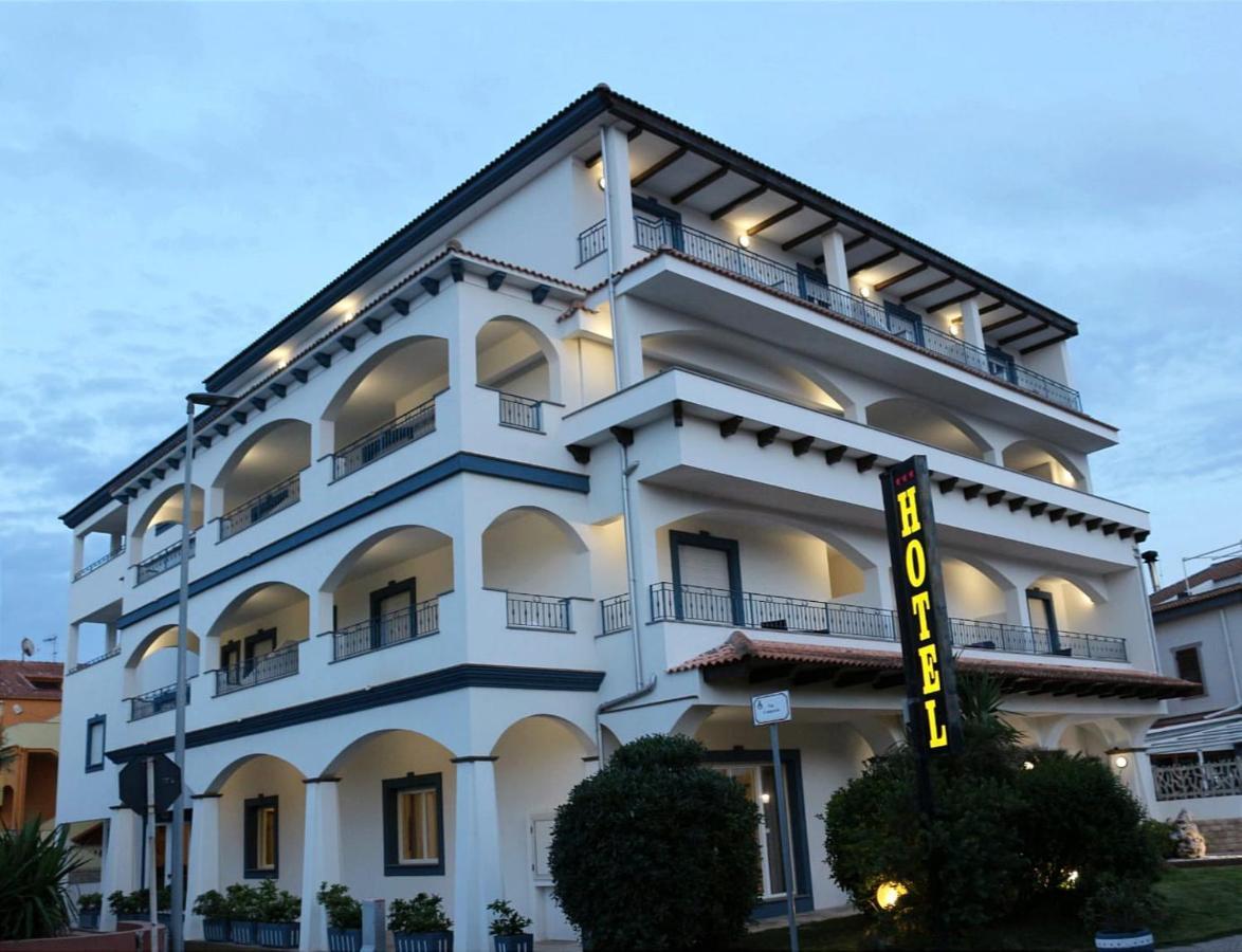 Hotel Rosa Dei Venti Castelsardo Ngoại thất bức ảnh