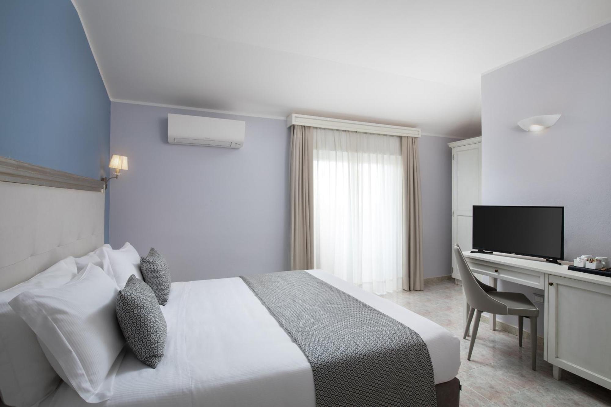 Hotel Rosa Dei Venti Castelsardo Ngoại thất bức ảnh