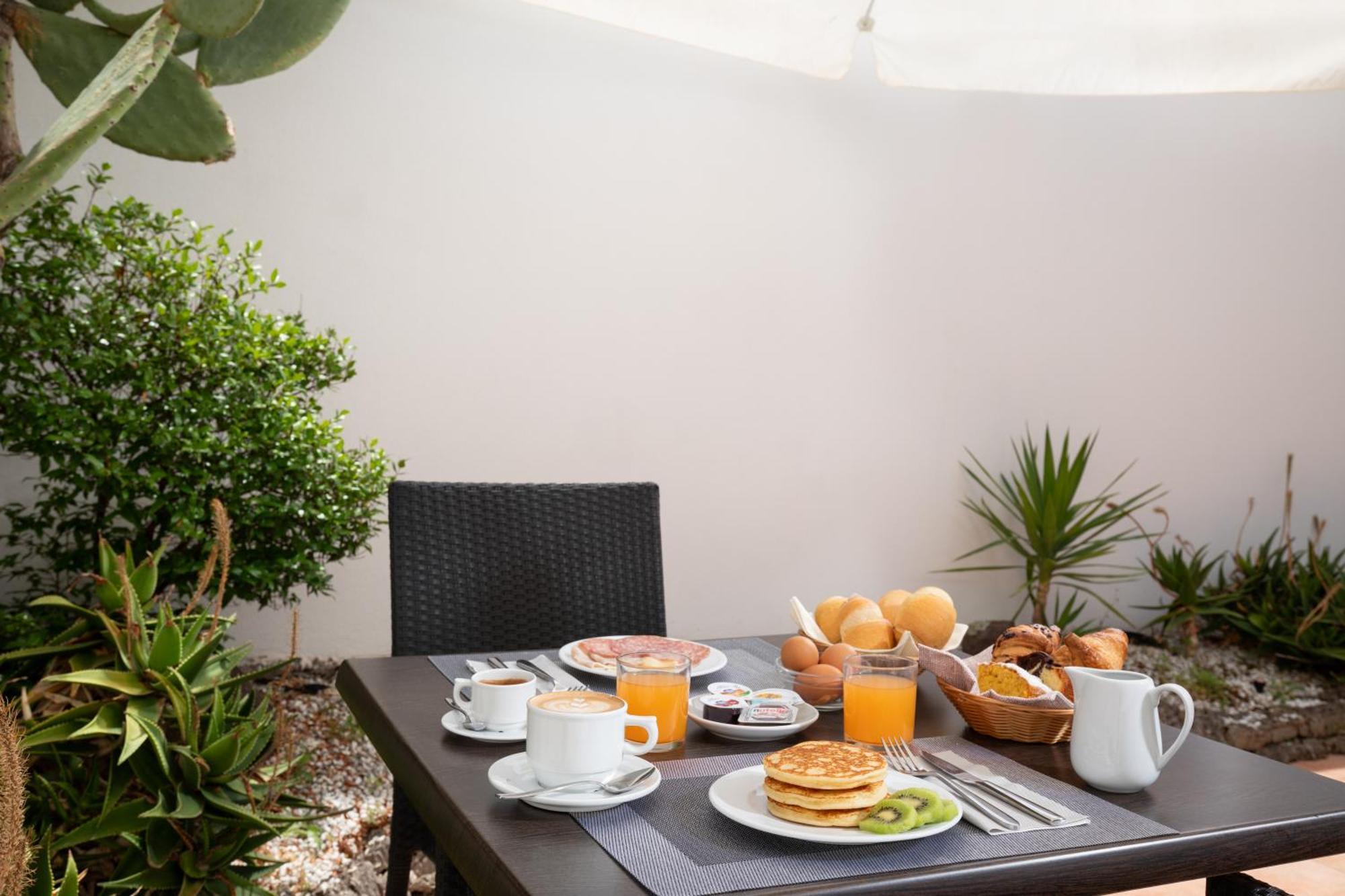 Hotel Rosa Dei Venti Castelsardo Ngoại thất bức ảnh
