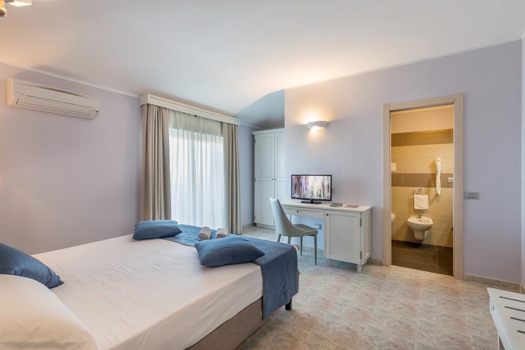 Hotel Rosa Dei Venti Castelsardo Ngoại thất bức ảnh
