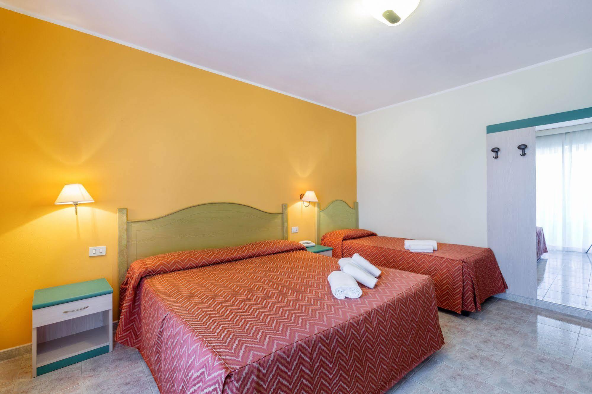 Hotel Rosa Dei Venti Castelsardo Ngoại thất bức ảnh